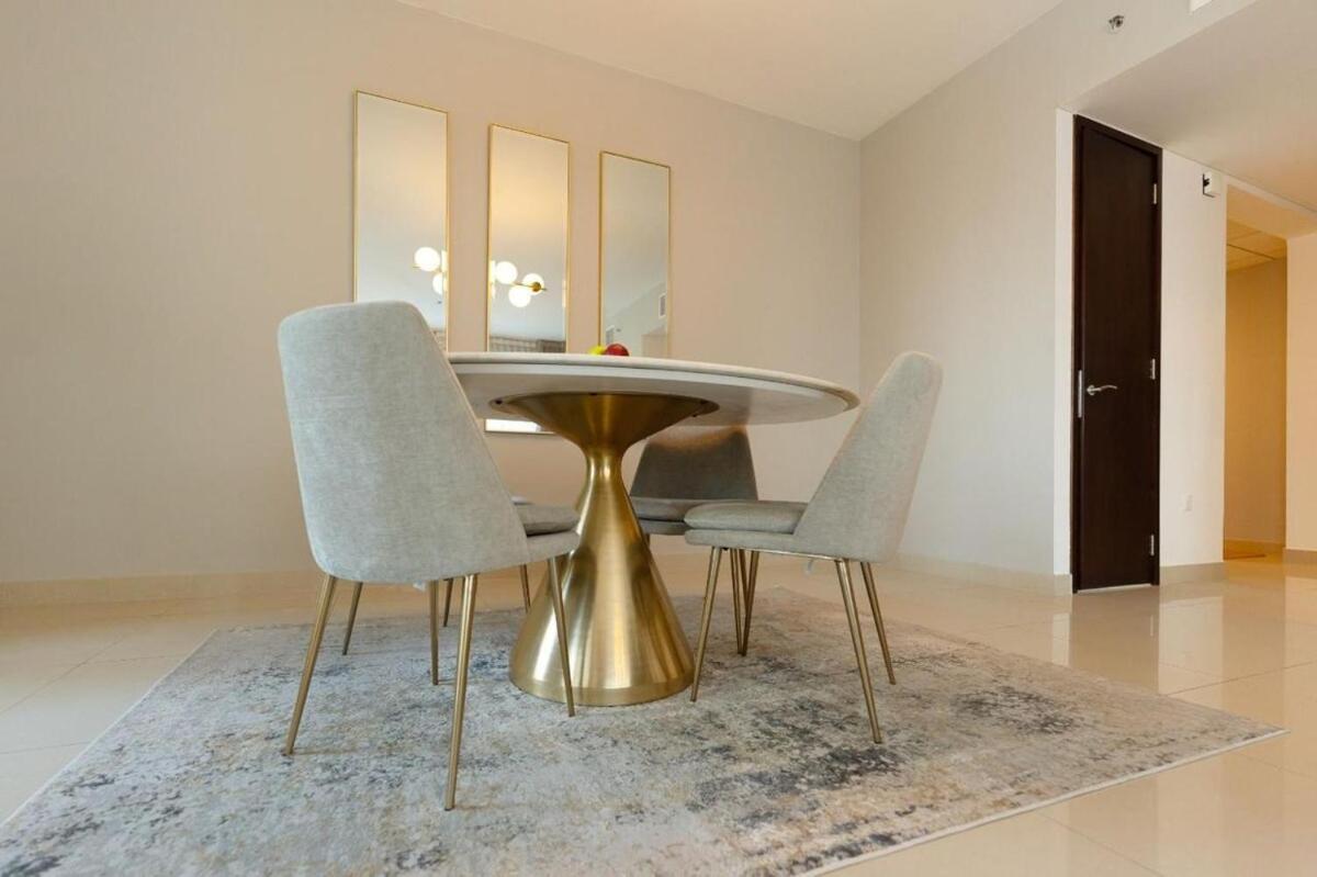 Serene Homes -creative Burj And Fountain Views Dubai