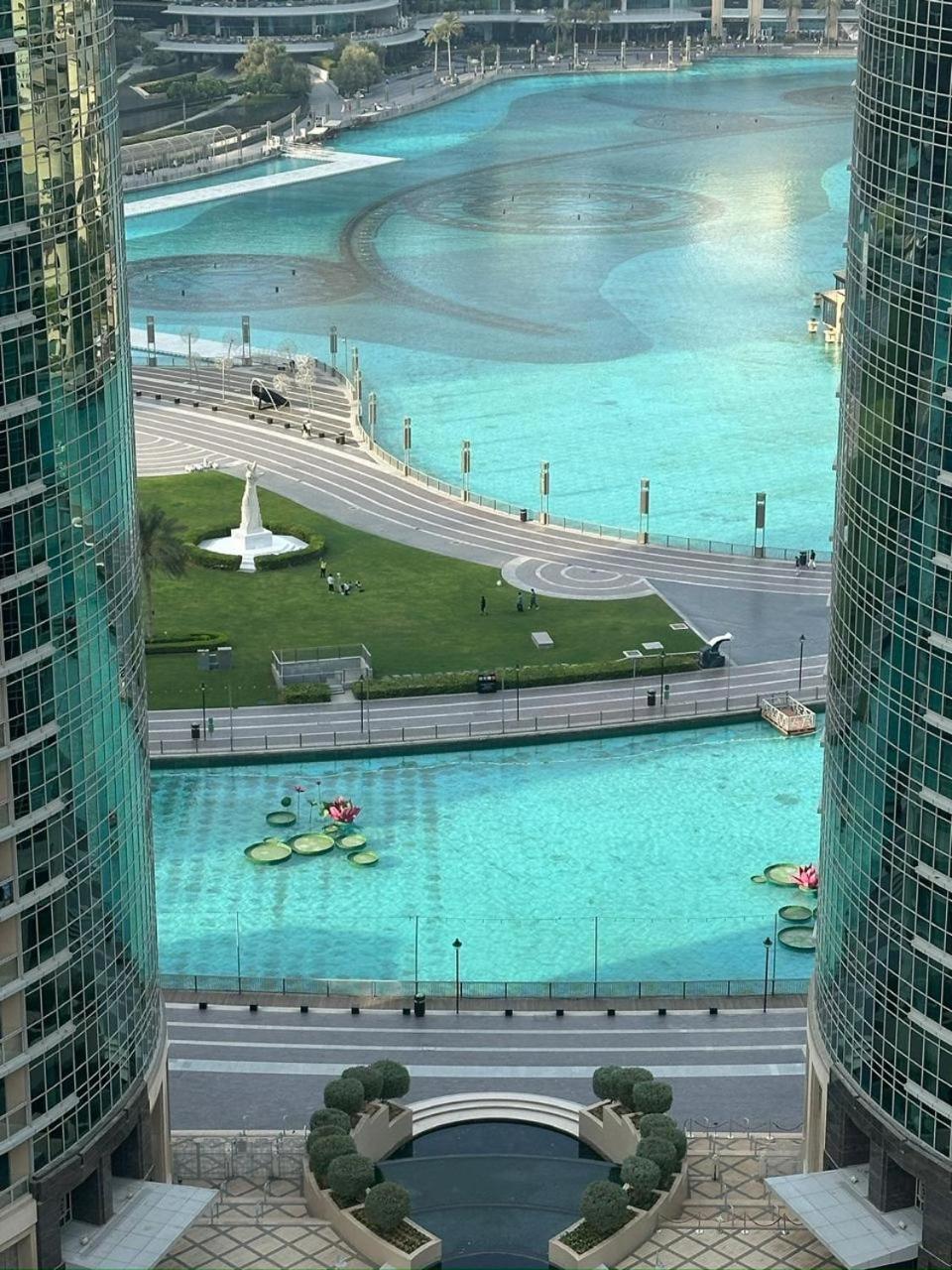Serene Homes -creative Burj And Fountain Views Dubai